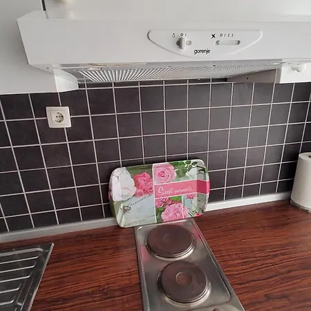 Holidays Budget 12 Apartment *