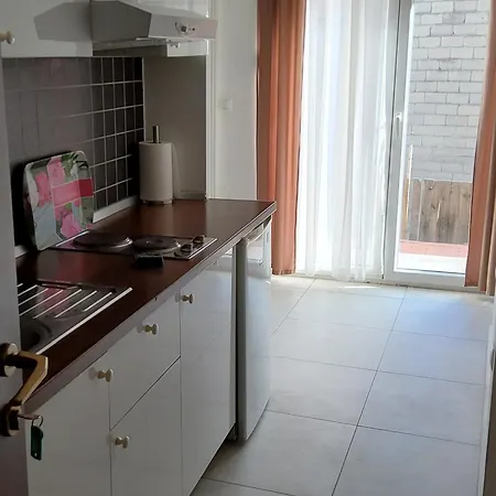 Holidays Budget 12 Apartment