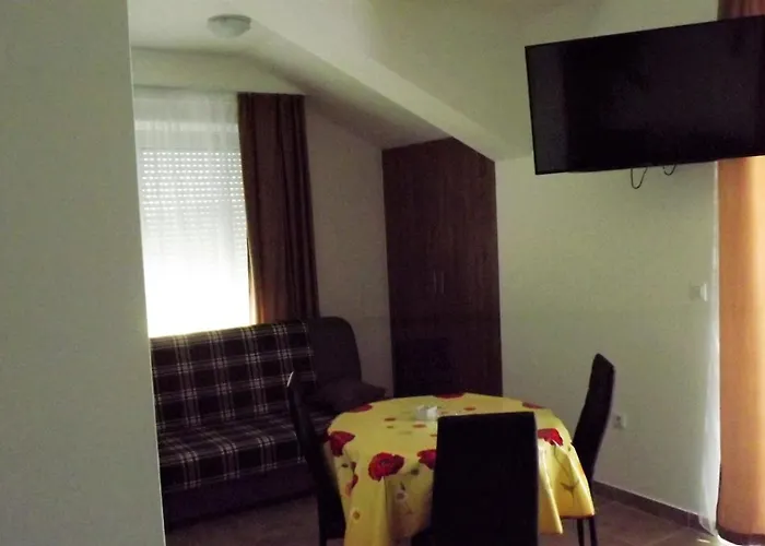 Holidays Budget 12 Спліт